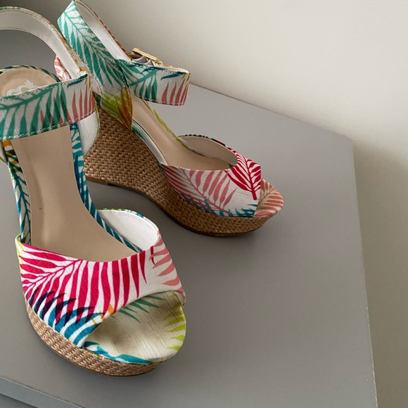 Wedges - Picture 3 of 3